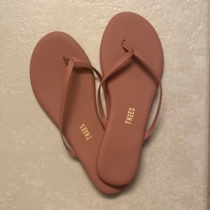 Tkees Matte Rose Thong Sandal